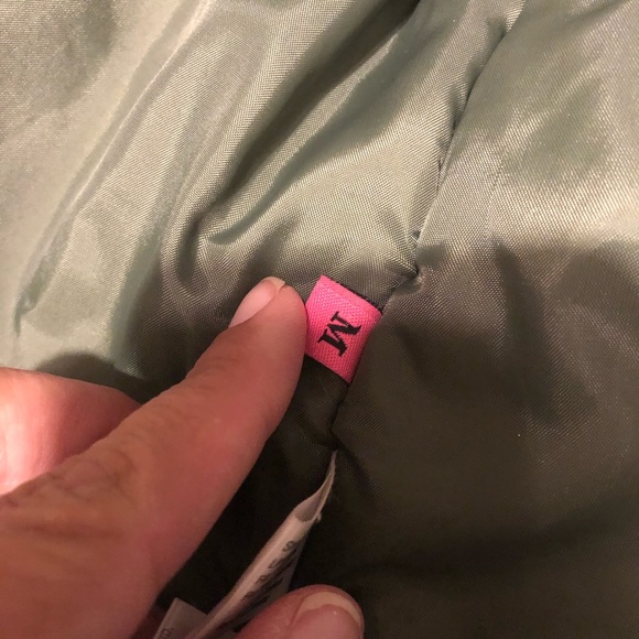 Super cute Juicy Couture bomber Jacket - Picture 13 of 15